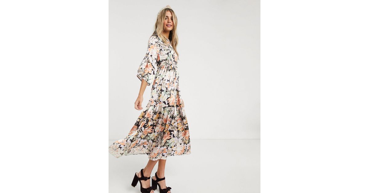 Hope & Ivy Ditsy Maxi Dress With Kimono Ruffle Sleeve | Lyst Canada