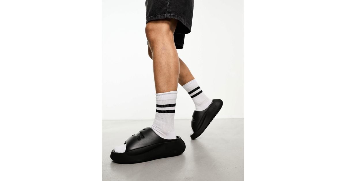 Lacoste serve slide 0.0 Black and White size 10 Lacoste Serve Slide 0.0 - Black/White • See price main image 3