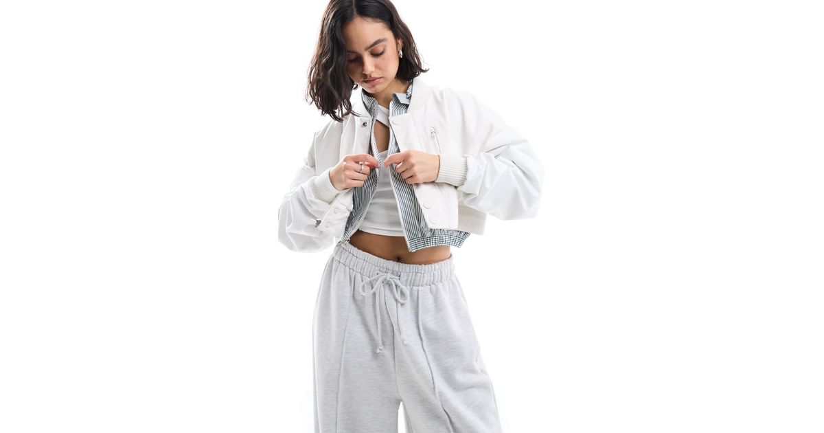 nike white crop jacket