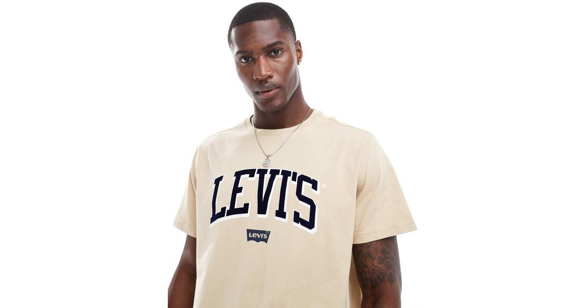 Tシャツ・カットソー   Men's Relaxed Fit New York Varsity Logo Short S Relaxed Varsity Logo T-Shirt | Calvin Klein