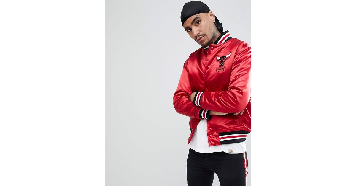 mitchell and ness bulls satin jacket