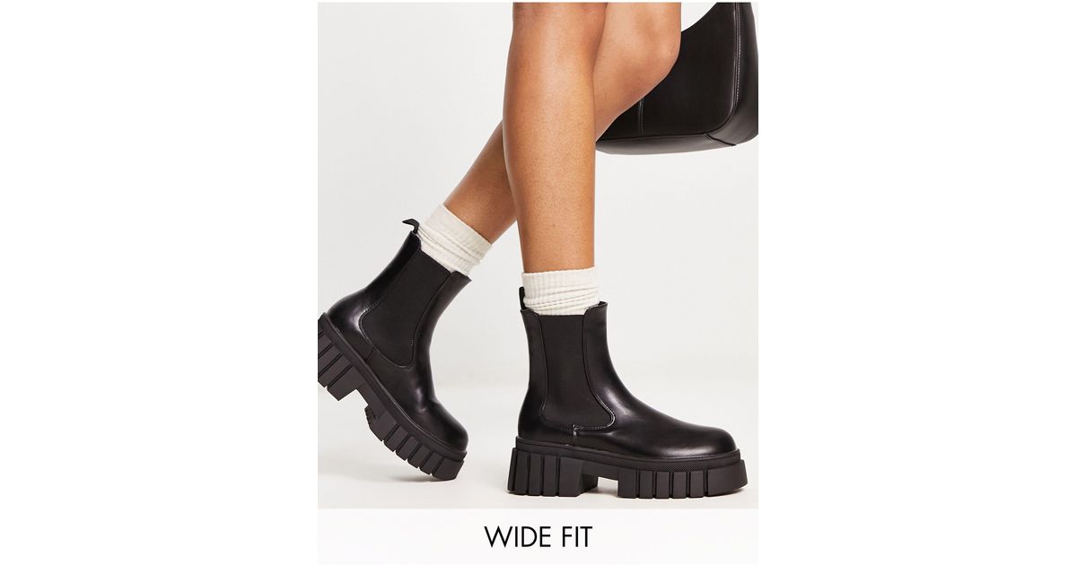 Public Desire Super Chunky Chelsea Boots in Black | Lyst Canada