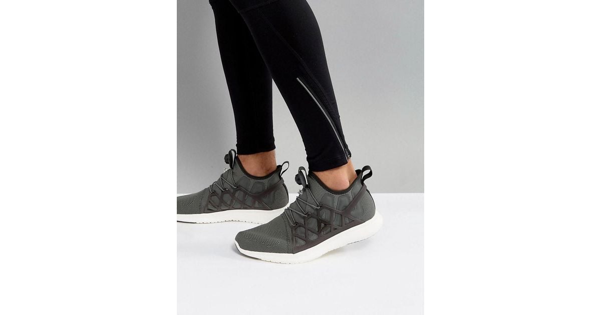 reebok pump plus cage