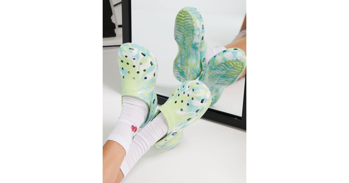 Crocs™ Classic Platform Clogs in Green Lyst Canada