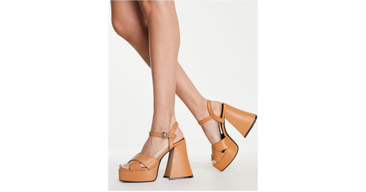 lamoda flared heel