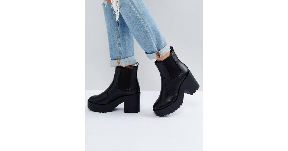 New Look Chunky Heeled Chelsea Boot in 