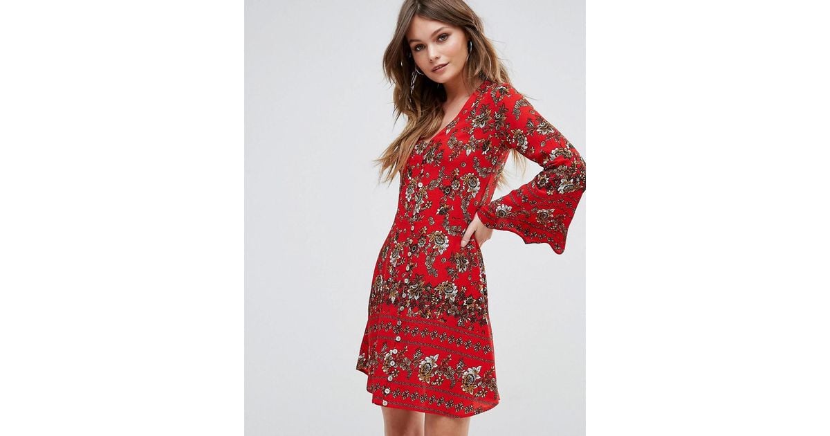 red flute sleeve dress