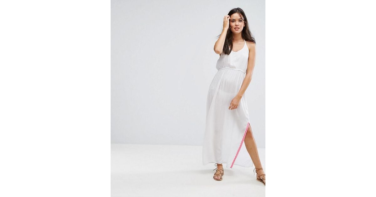 Robe De Plage Fendue Sur Le Ct Bordures Rose Fluo Liquorish En Coloris White