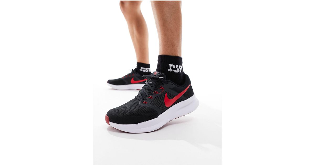 mens nike swift