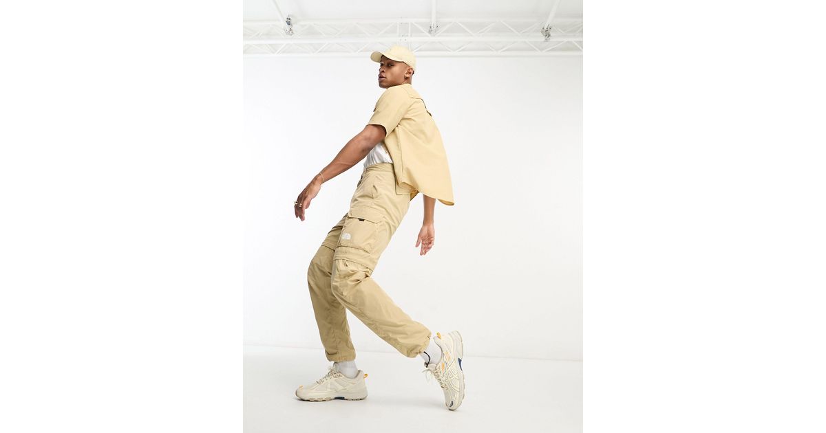 The North Face Mens Cargo Pants Medium Converts to Shorts