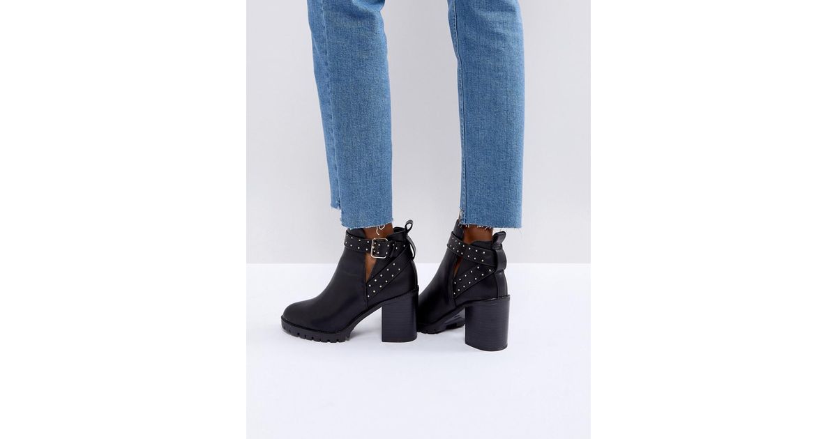 studded heeled chelsea boots