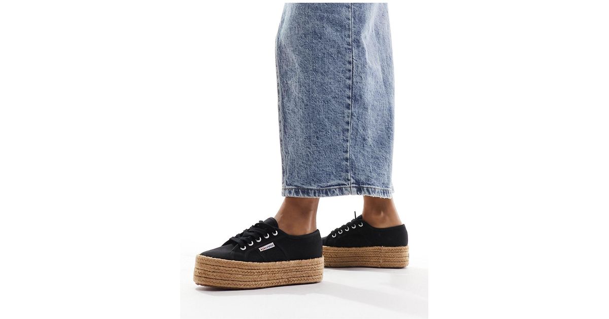 Superga nere shop con zeppa