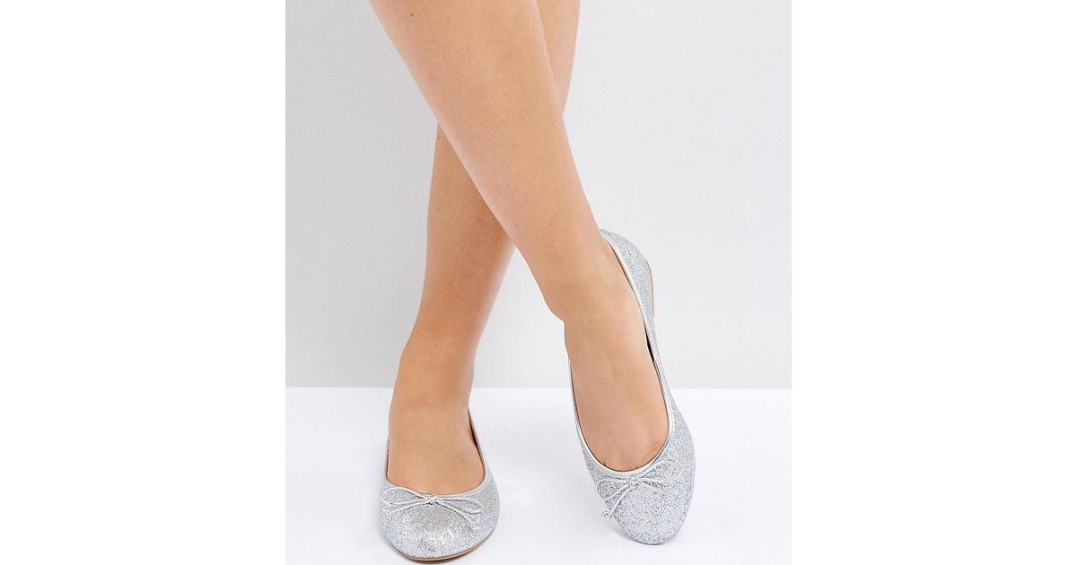 wide ballet flats