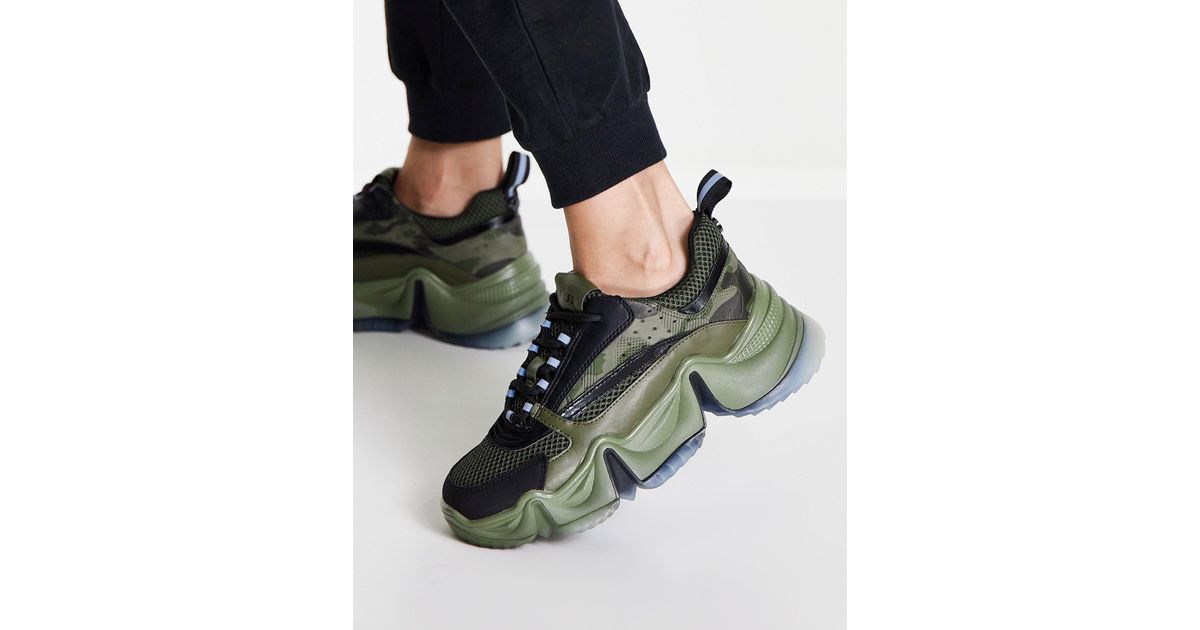 super chunky sneaker