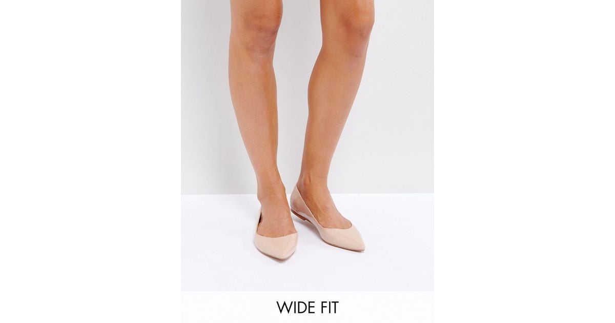 flat pointed ballet shoes