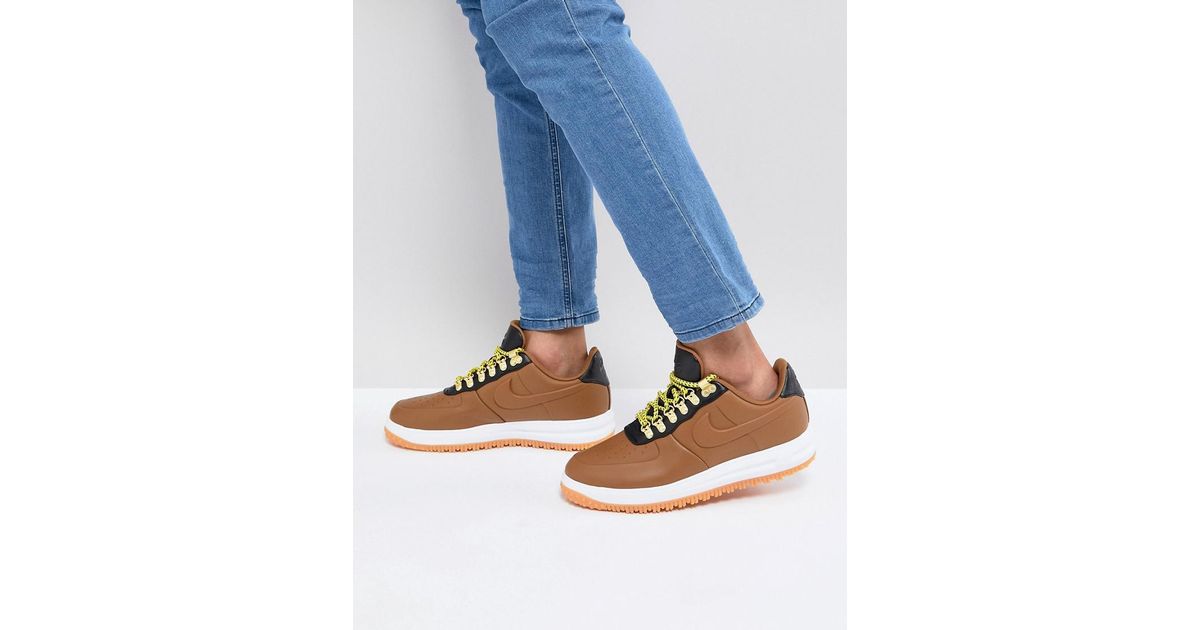 nike lunar force 1 duckboot low on feet