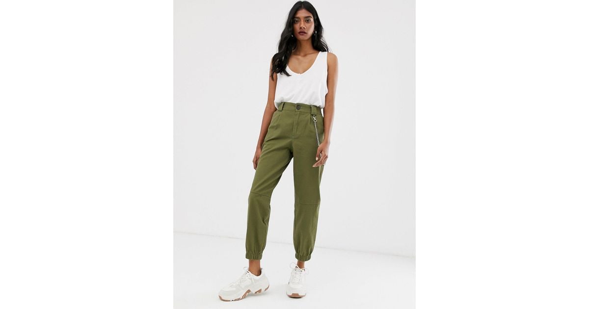 Stradivarius Cargo Pants With Chain in Green | Lyst