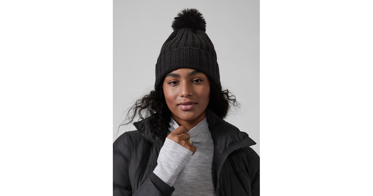 Athleta Wool Ribbed Pom Beanie in Black 
