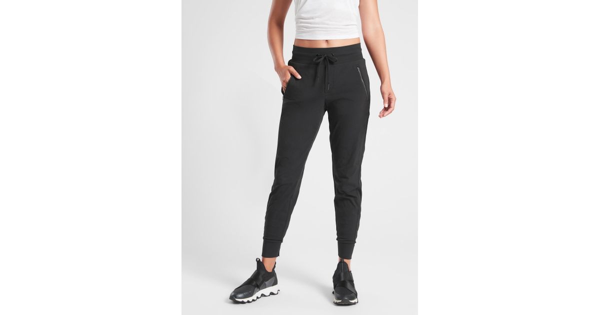 athleta trekkie jogger 2.0