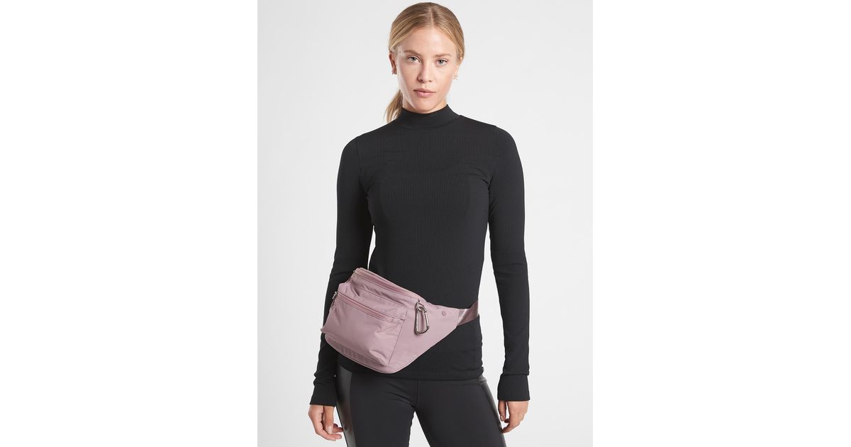 Athleta Via Waistbag 2.0 in Pink | Lyst