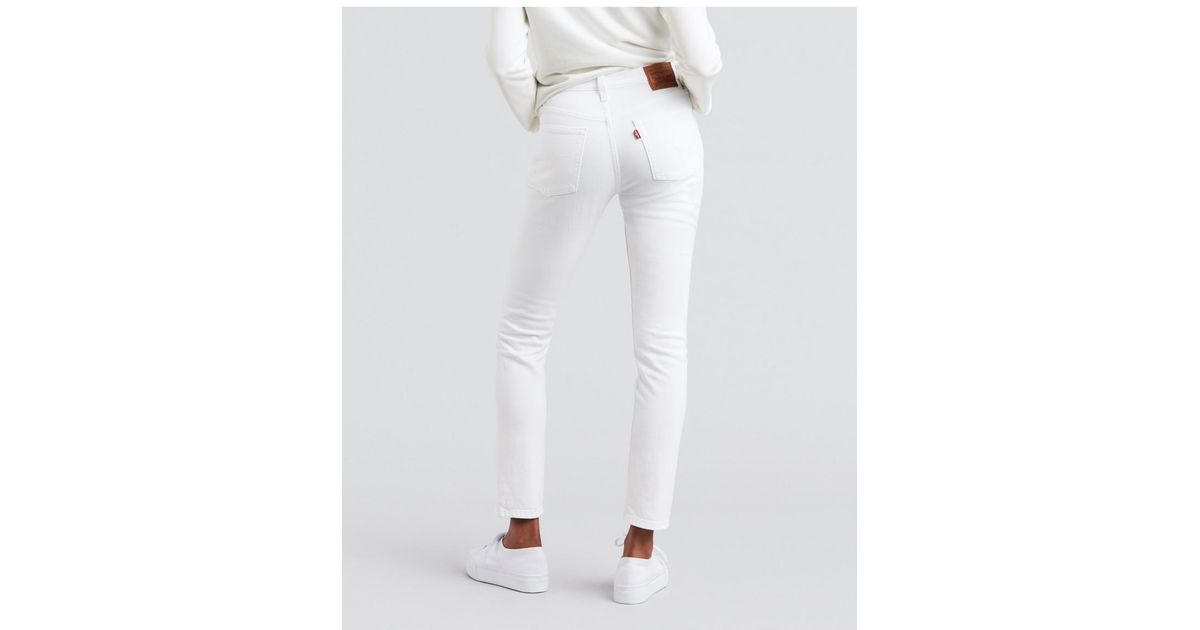 womens white levi jeans