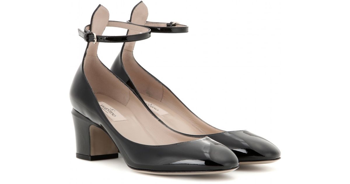 Valentino Tango Patent Leather Pumps in Black - Lyst
