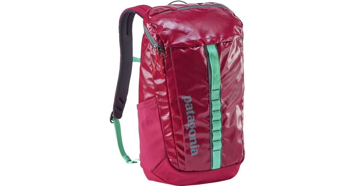 Patagonia Synthetic Black Hole 25l Backpack in Pink - Lyst