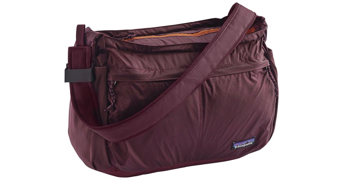 Patagonia Lightweight Travel 15l Courier Bag in Purple for Men | Lyst