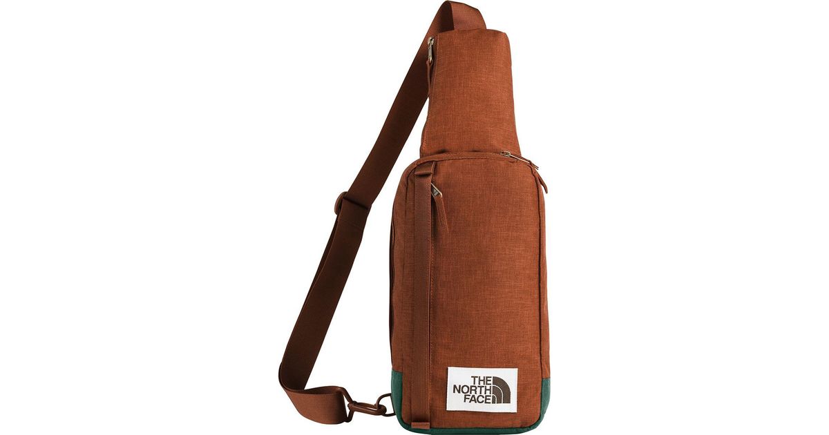 the north face field 7l crossbody bag