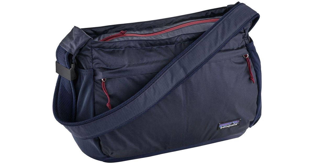 Patagonia Lightweight Travel 15l Courier Bag in Blue for Men | Lyst