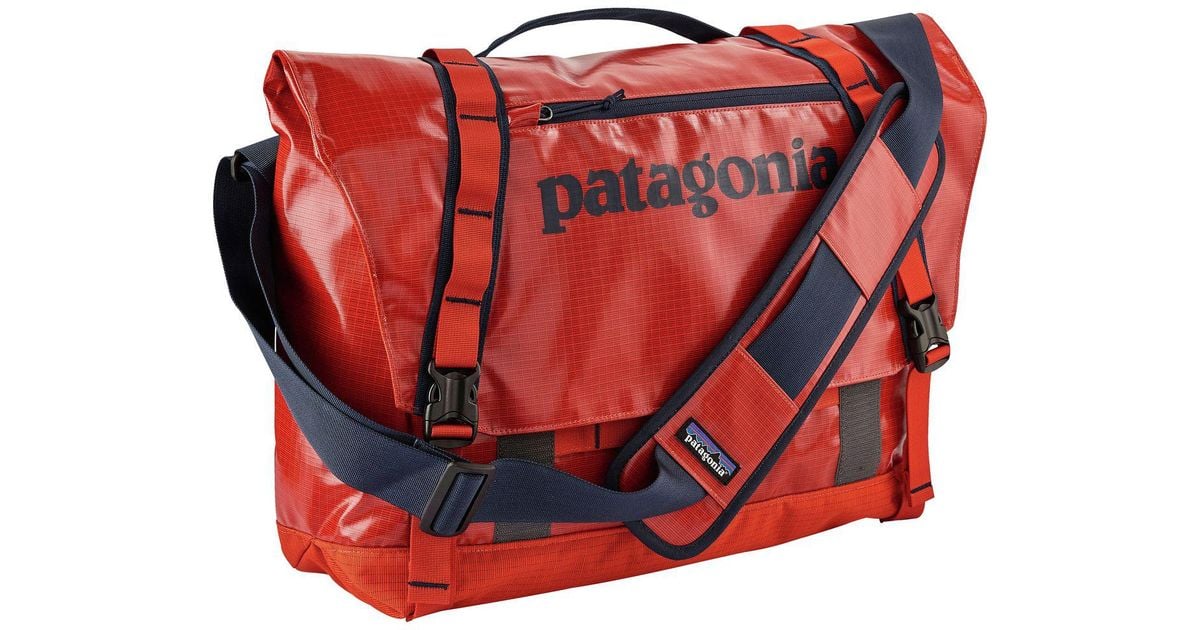 Patagonia Black Hole 24l Messenger in for Men Lyst