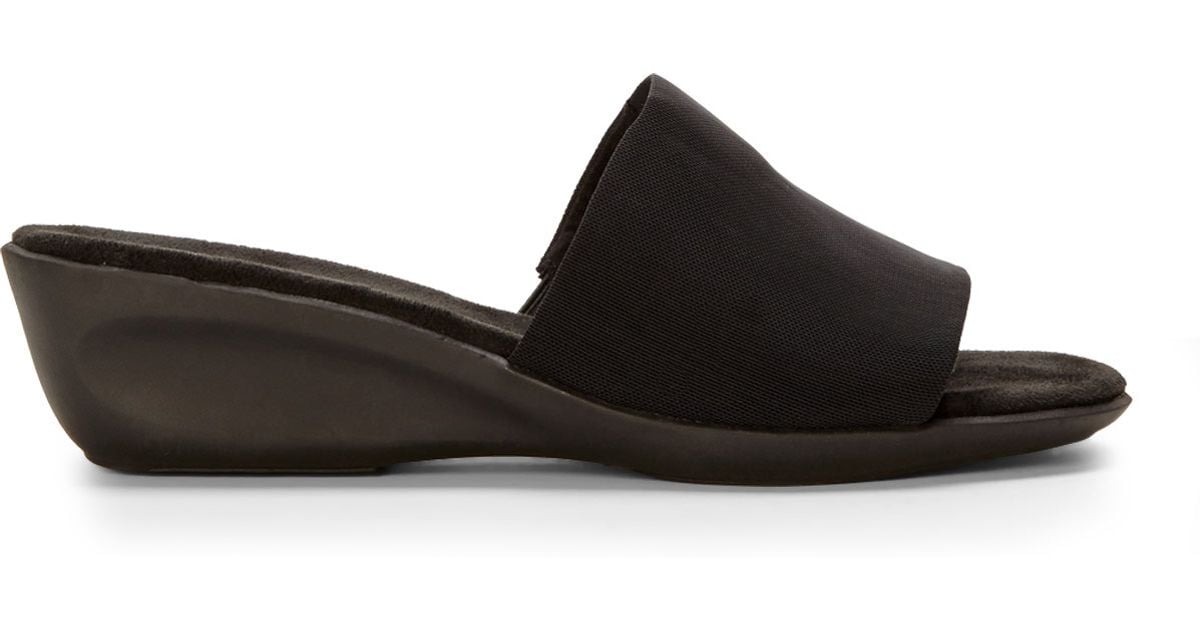 aerosoles black wedge sandals