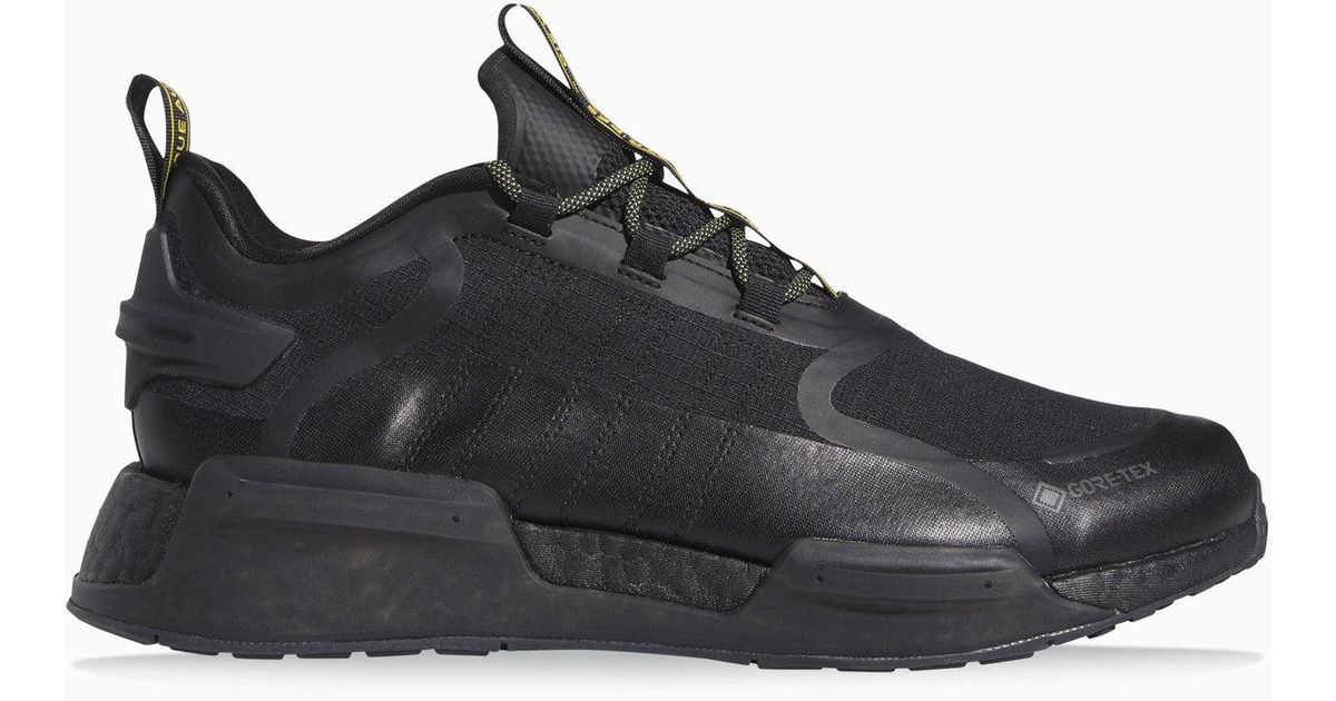adidas Originals Nmd V3 Gore-tex Sneakers in Black for Men | Lyst Canada