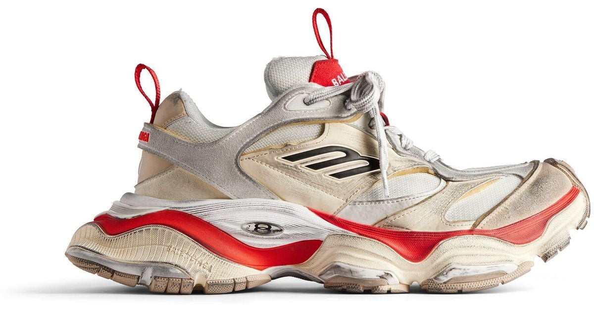 Skechers store like balenciaga