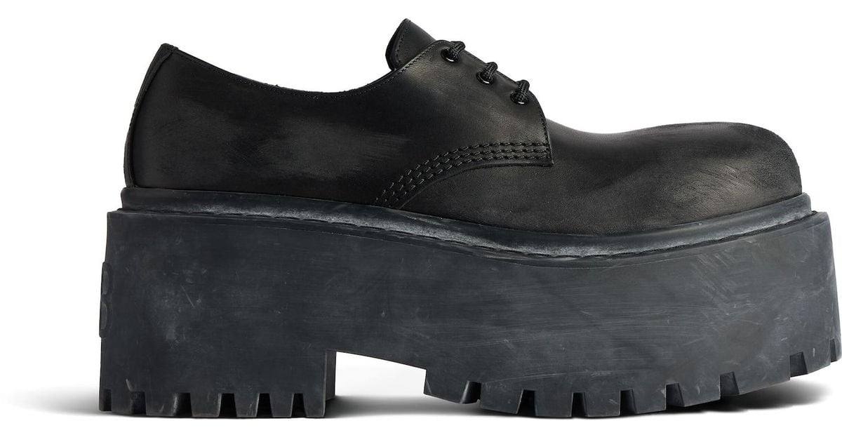 Balenciaga Strike Platform Derby in Black | Lyst