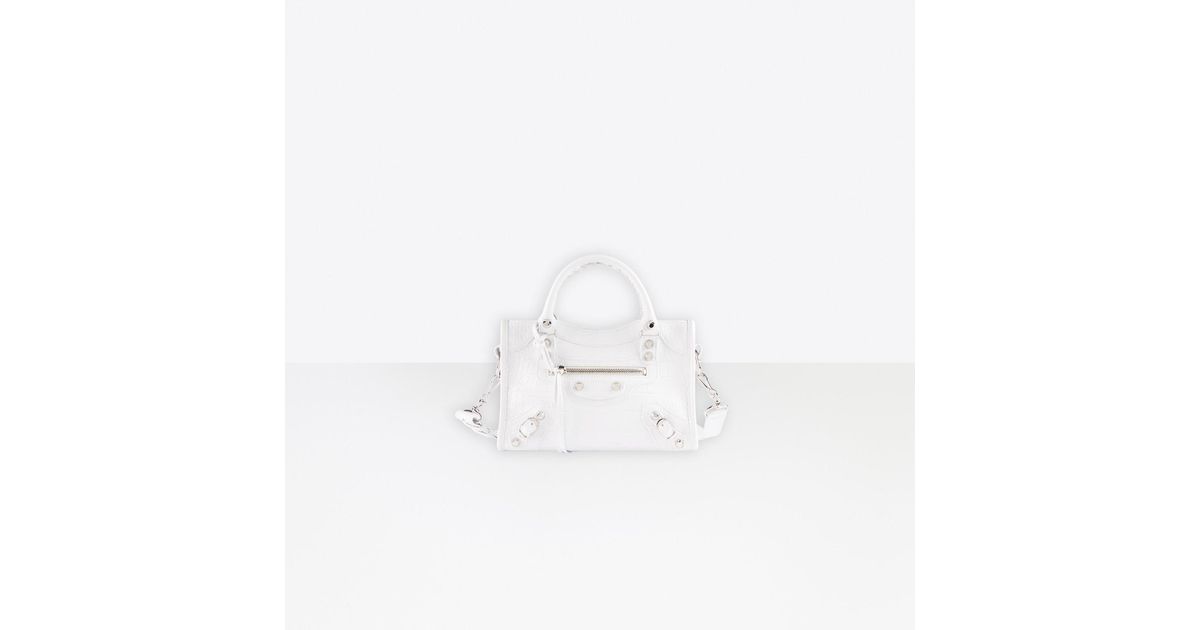 Hummingbird hydrogen tråd Balenciaga Classic City Mini Shoulder Bag in White | Lyst