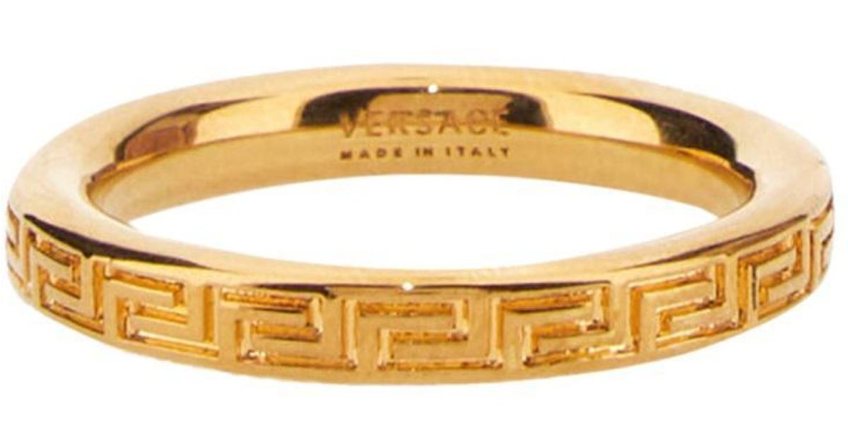 【関税&送料込】Versace Anello Con Chiave Greca Incisa Versace Anello Con Chiave Greca Incisa in Metallic for Men