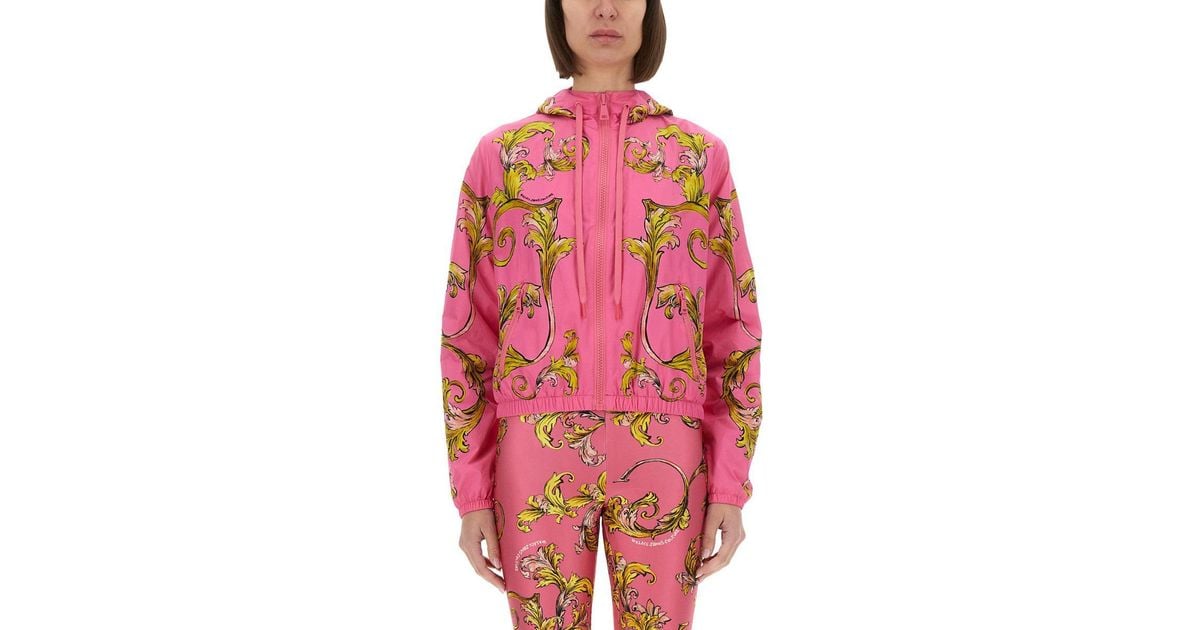 アウターその他 VERSACE JEANS \"OUTLINE BAROQUE\" WINDBREAKER Versace Jeans Couture 