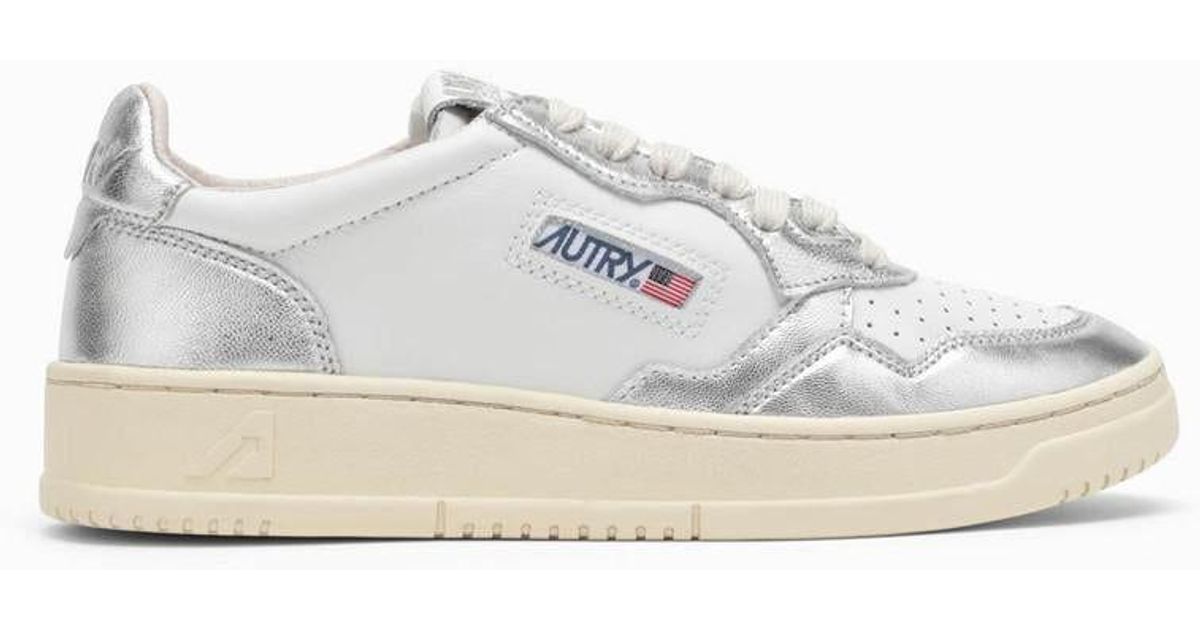autry medalist black white