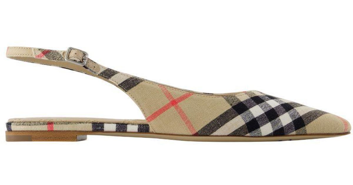 【関税&送料込み】Burberry Dame 05 Slingbacks Burberry Dame 05 Slingbacks in Metallic | Lyst