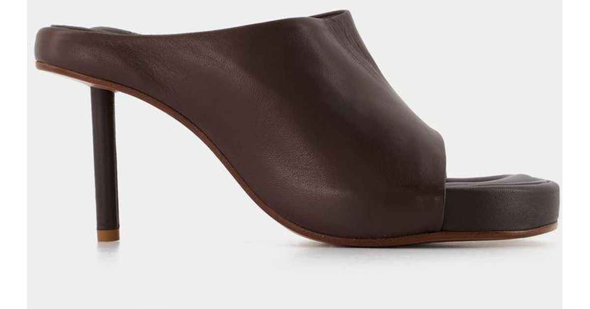 Jacquemus Les Mules Argilla Leather Sandal in Brown | Lyst