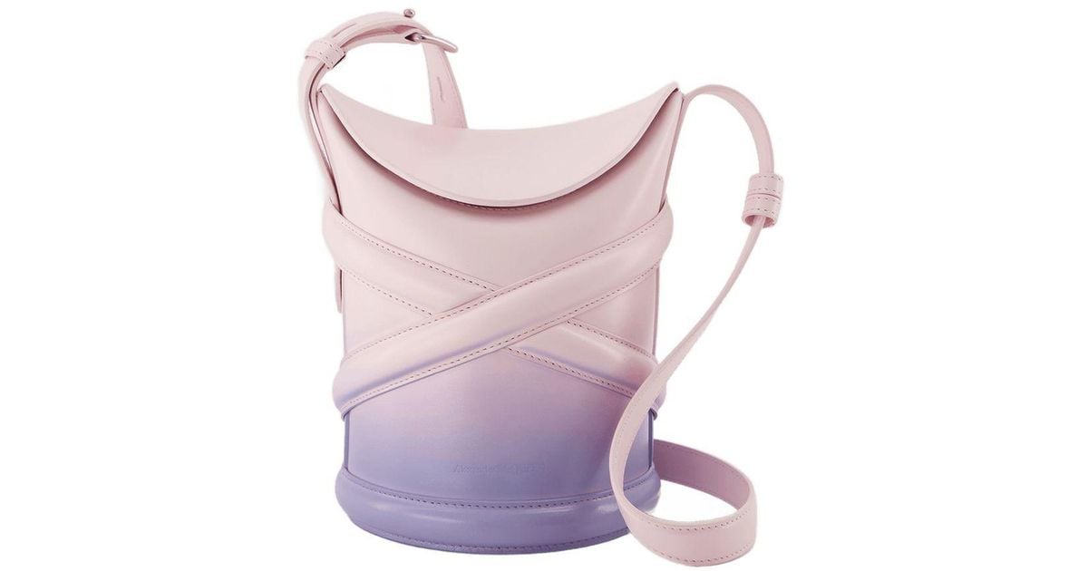 McQueen The Curve Hobo Bag in Purple | Lyst UK