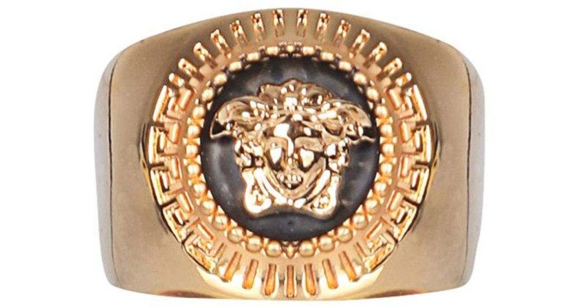round enamel medusa ring