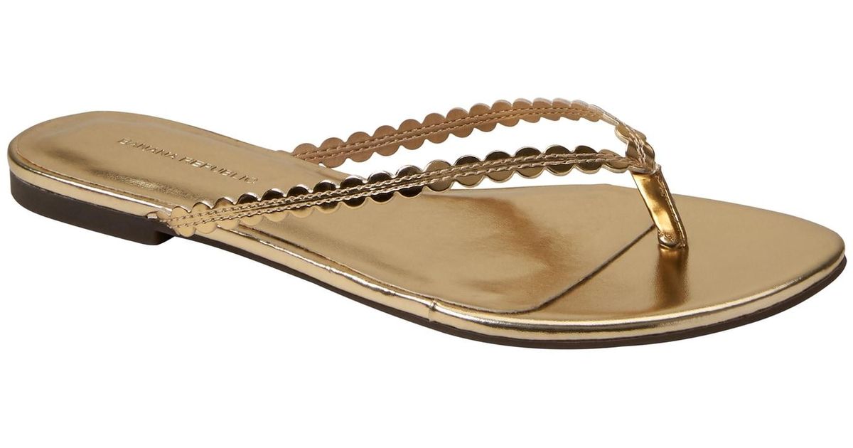 banana republic flip flops