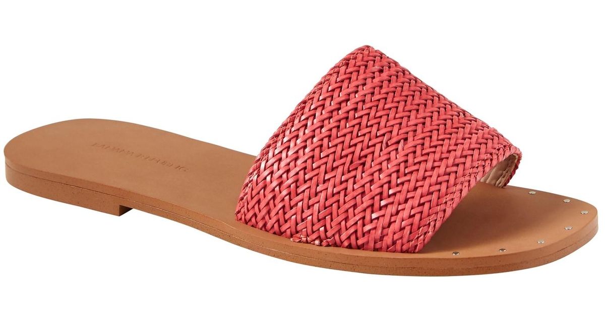 Banana Republic Leather Woven Slide Sandals in Red - Lyst