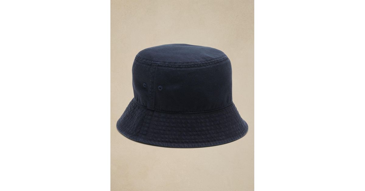 Banana Republic Factory Canvas 