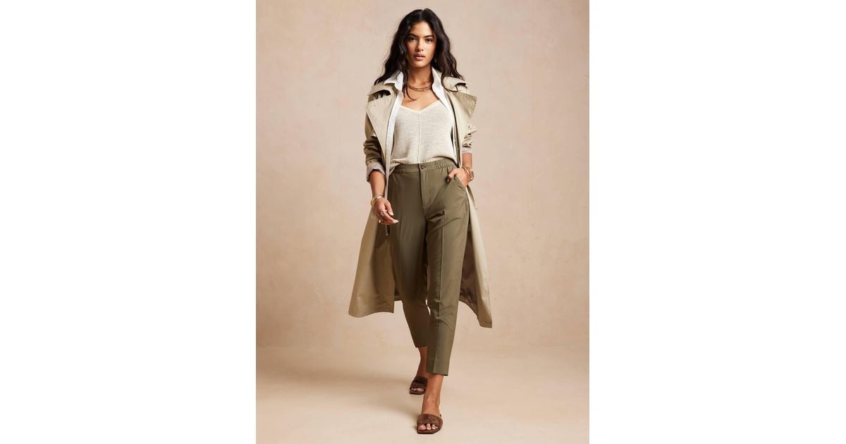 Banana Republic Factory Synthetic Airstretch Taper Pant in Natural | Lyst