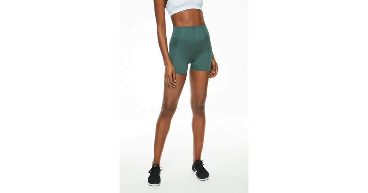 nike vinyasa dry shorts