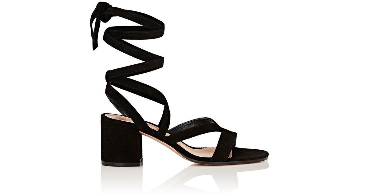 black royal heels