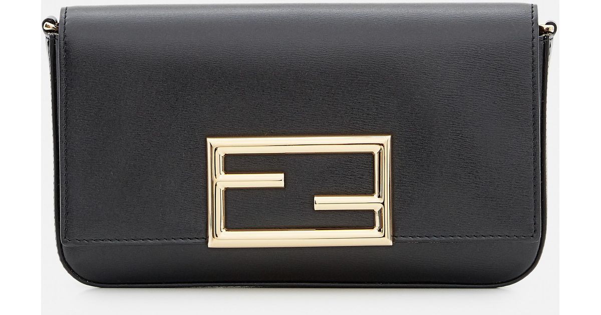 baguette continental wallet with chain